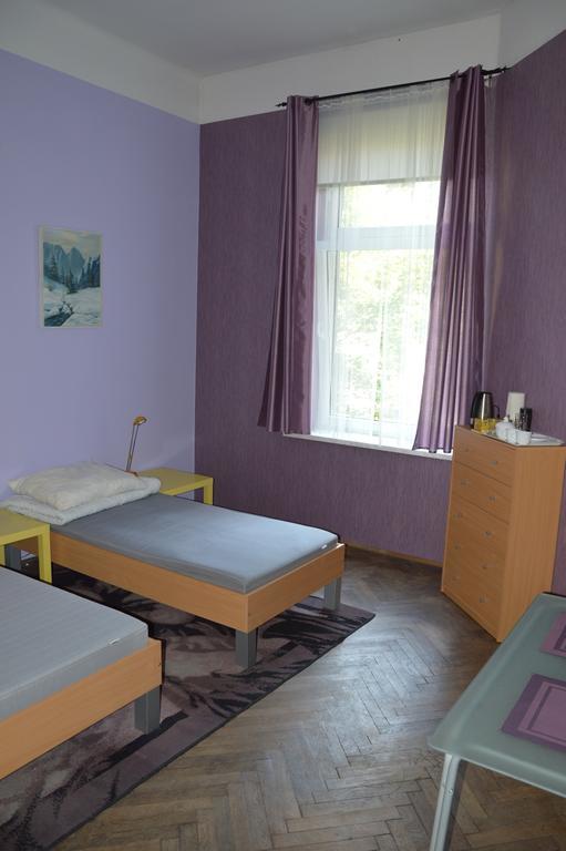 קרקוב Old Walls Hostel חדר תמונה