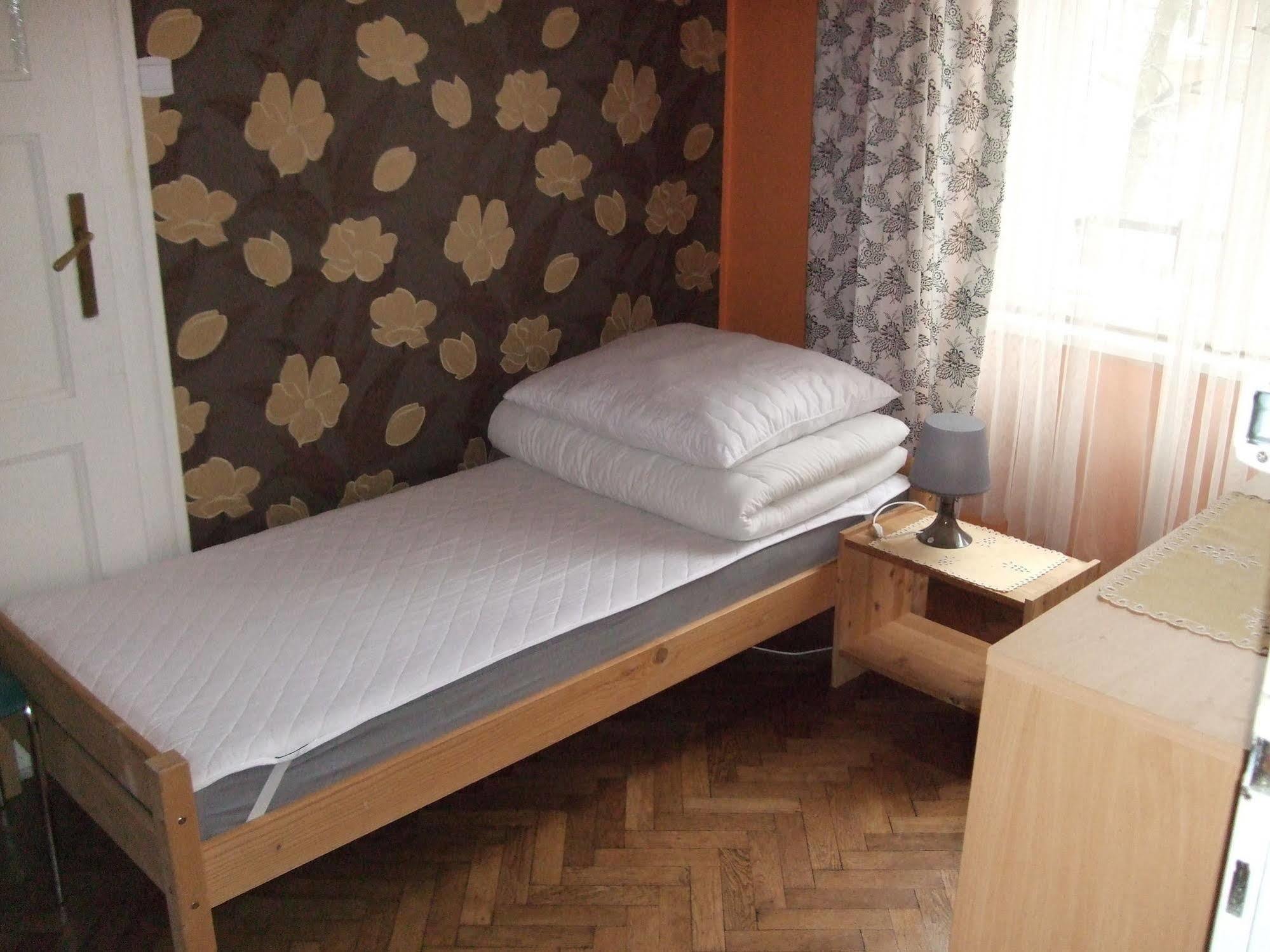 קרקוב Old Walls Hostel מראה חיצוני תמונה