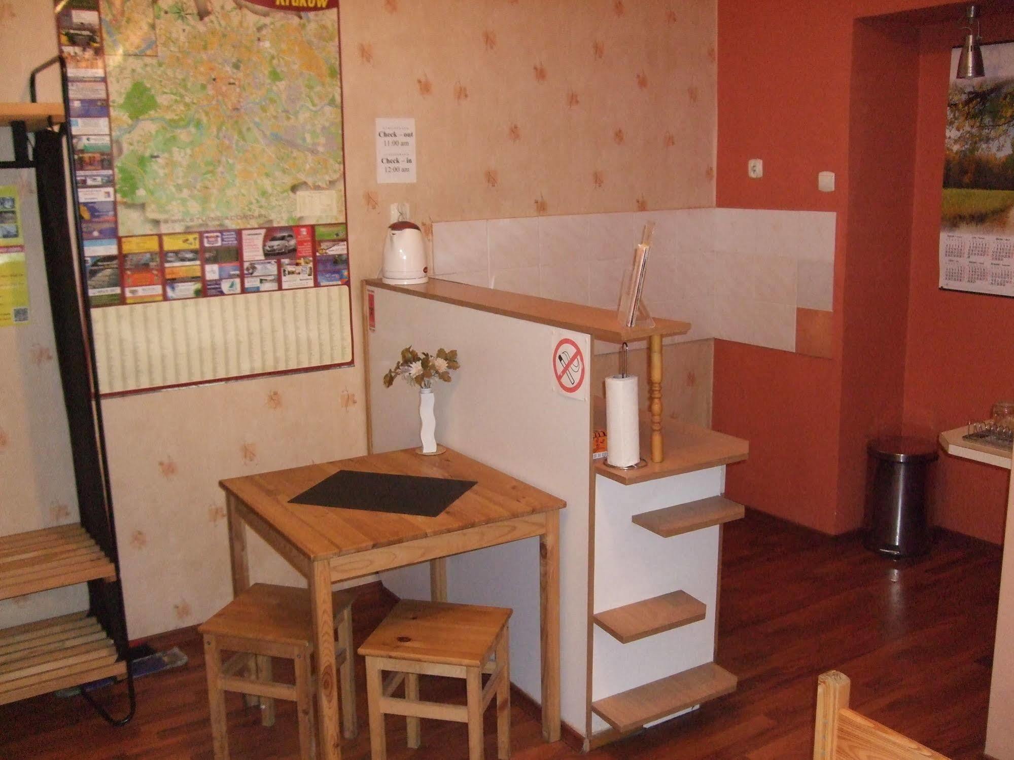 קרקוב Old Walls Hostel מראה חיצוני תמונה