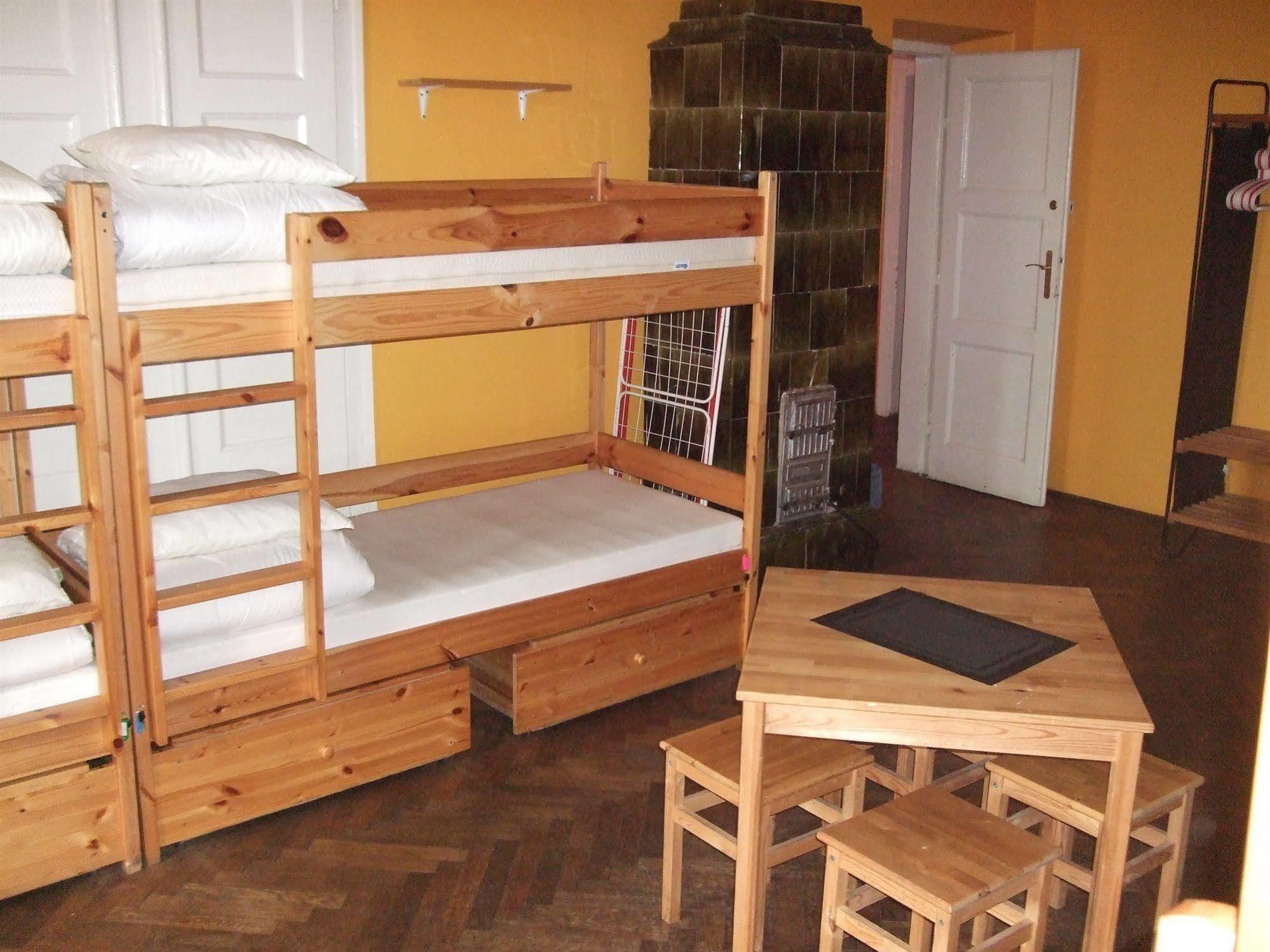 קרקוב Old Walls Hostel מראה חיצוני תמונה